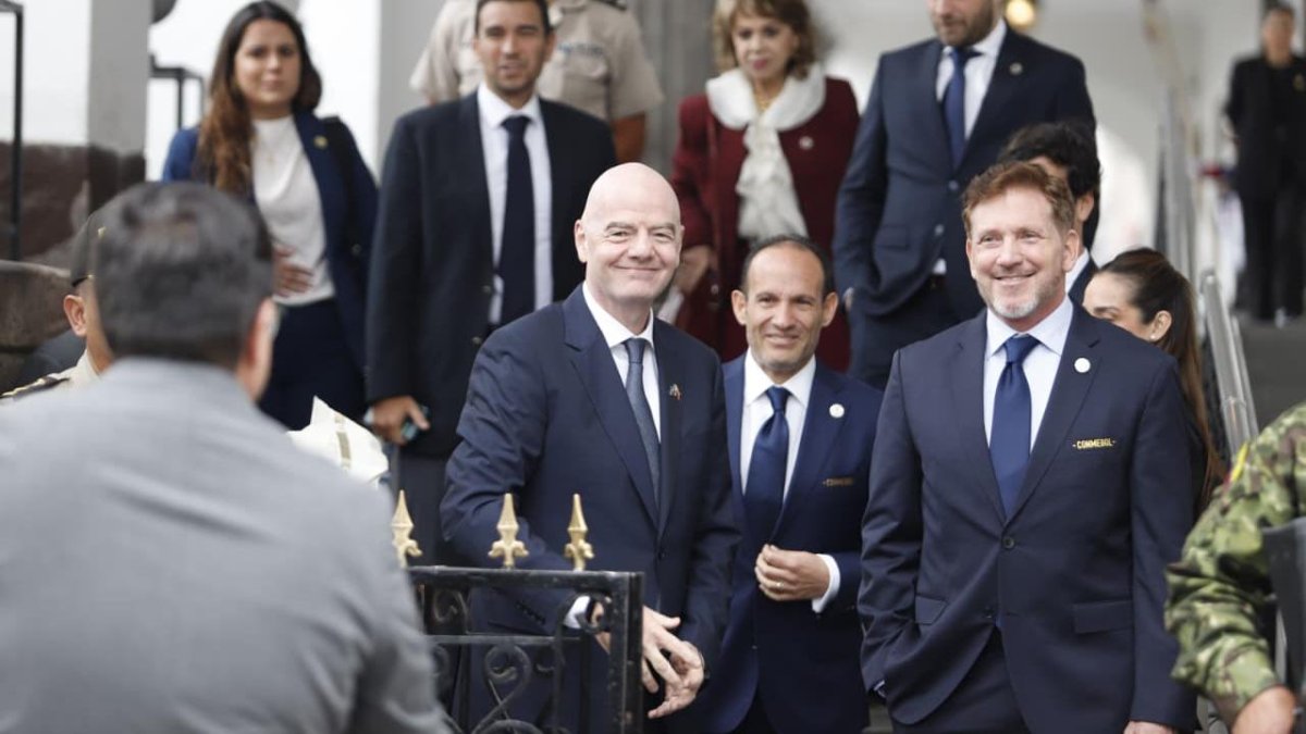 Giani Infantino se encuentra en Quito y tendrá reunión con el presidente Noboa.