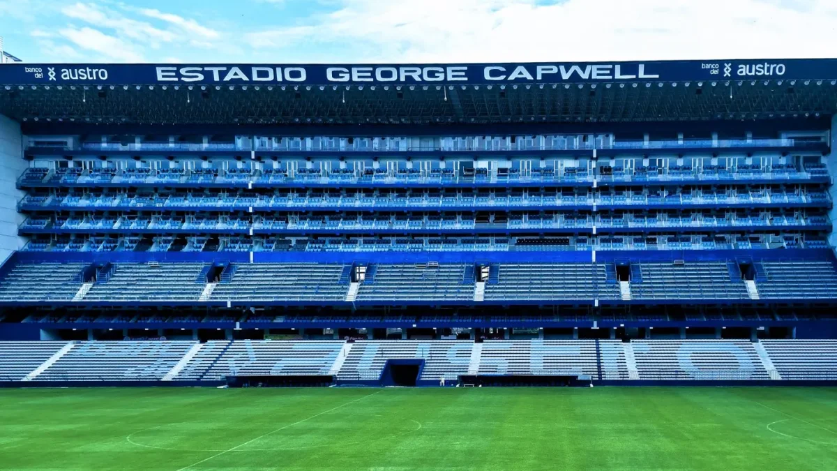 Fuera de estadio Capwell fue lo que sucedio todo.