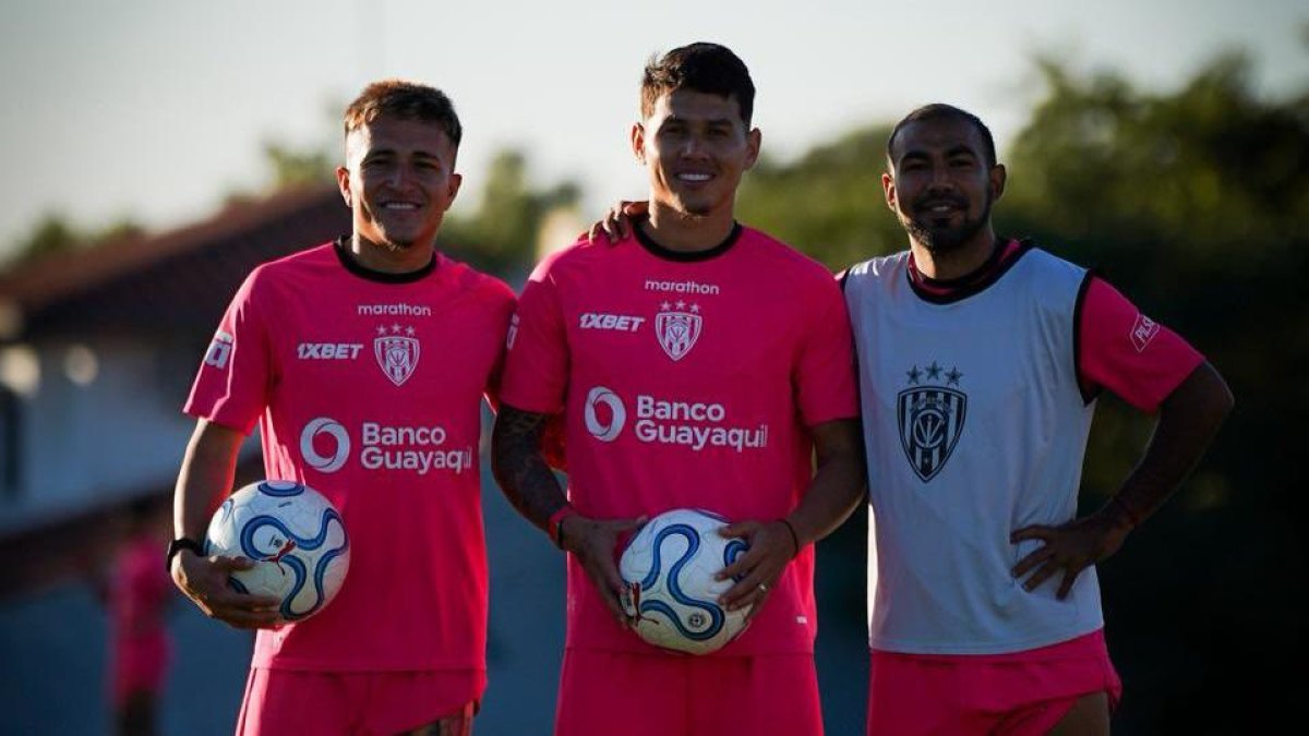 Los jugadores de Independiente del Valle en su último día de entrenamiento en Asunción, Paraguay.
