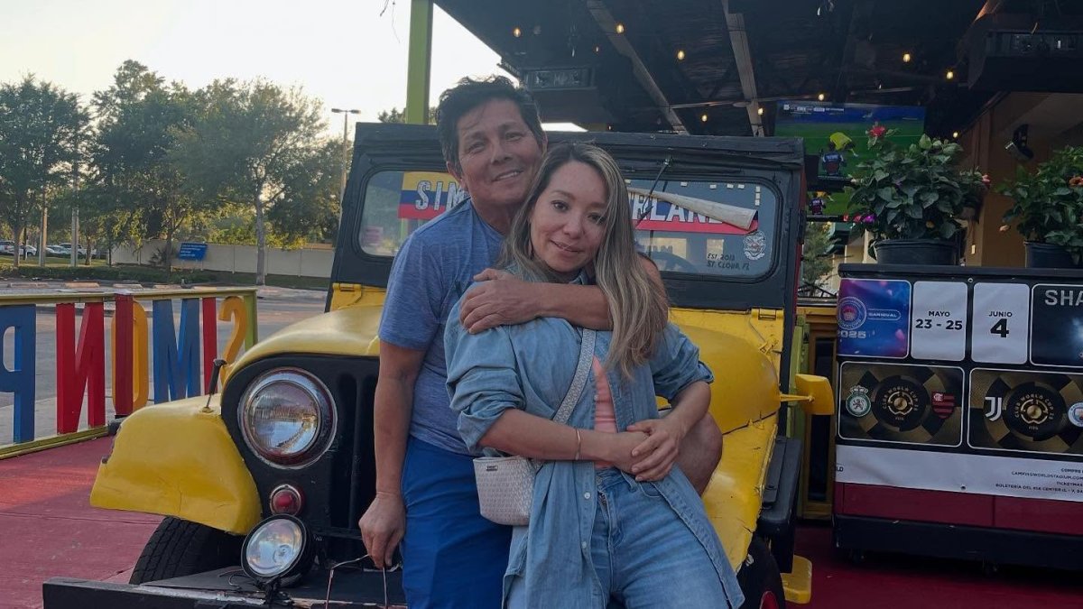 Actor Oswaldo Segura marries after 21 years together