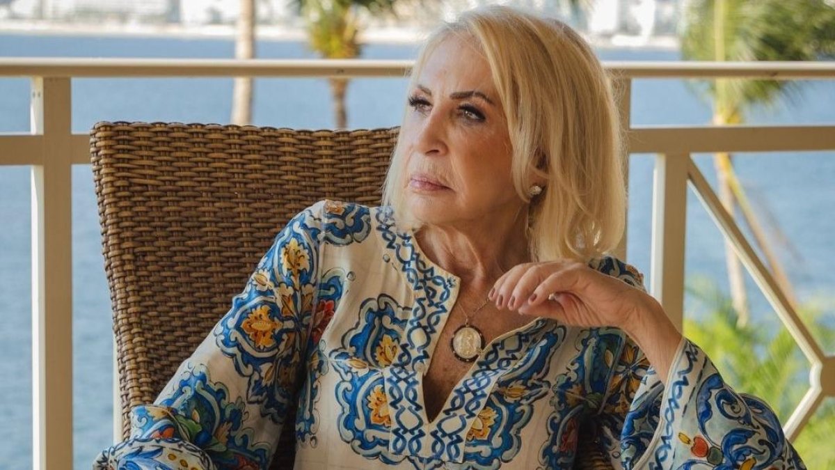 Laura Bozzo permanece bajo observación tras una cirugía de emergencia por una úlcera perforada