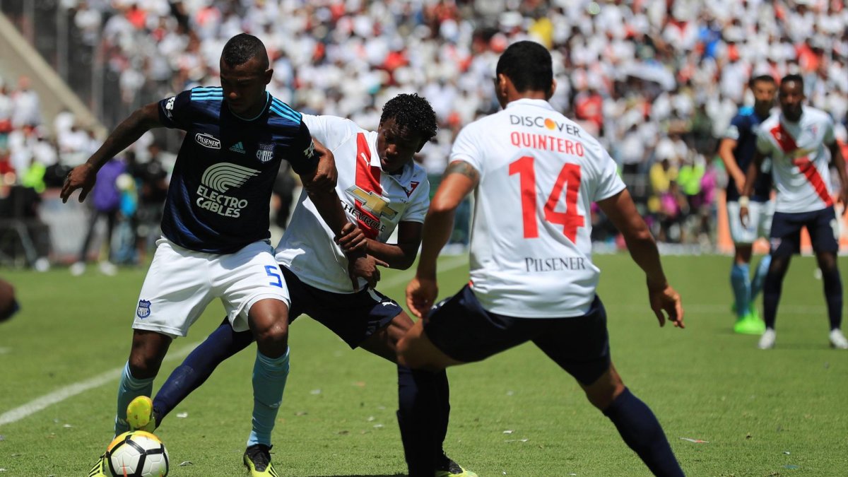 La Federación Ecuatoriana de Fútbol planificó los partidos para la primera semana de octubre.