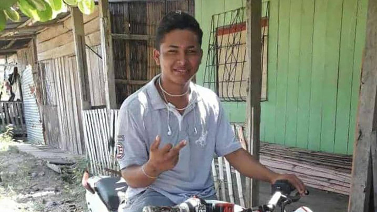 Bryan Acurio, una de las dos víctimas. Dicen que él iba a Cuenca por una oferta de empleo.