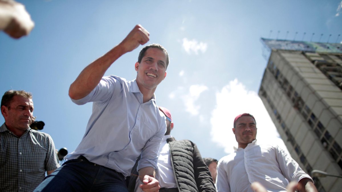 Juan Guaidó no ofreció más detalles de este encuentro, pero su equipo de prensa indicó que serán informados en los próximos días.