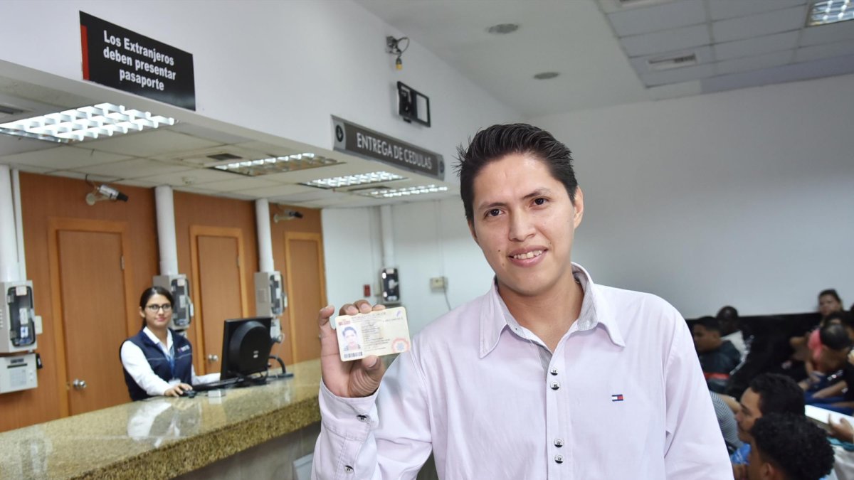 La atención será ampliada del 6 al 24 de este mes en 38 agencias a nivel nacional para quienes requieran renovar, o no dispongan de su cédula de identidad, documento indispensable para ejercer el voto en los comicios.