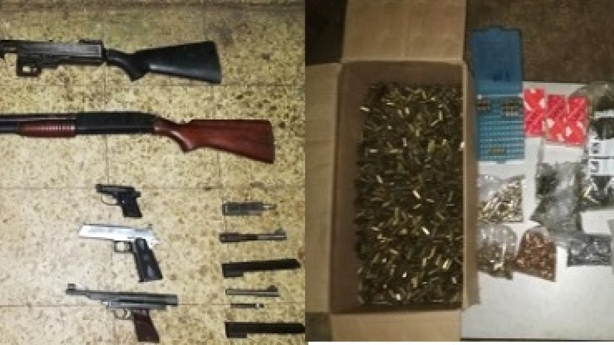 Armas y municiones fueron halladas en una casa de la ciudadela Santa Martha, al norte de Guayaquil.