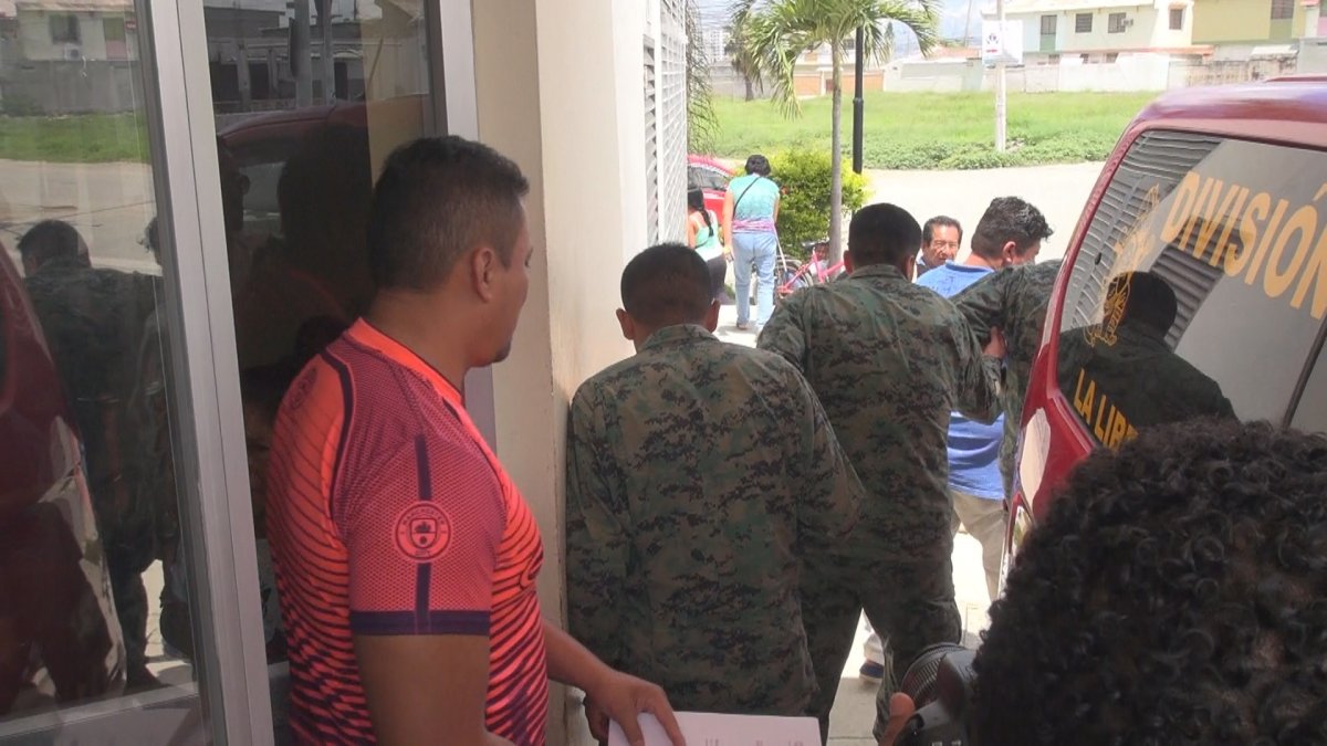 Tres militares de un reparto de la sierra que se encontraban detenidos desde el pasado 8 de marzo por el presunto delito de violación a una joven.