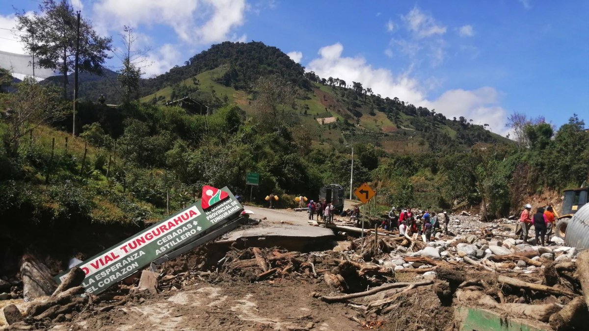 Parte de las vías fueron afectadas por las lluvias y los deslaves.