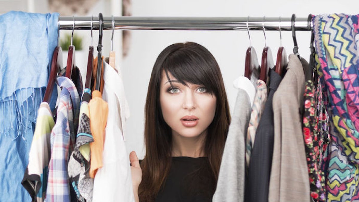 El desconocido llevaba varios días escondido e incluso estaba vestido con ropa de la chica.