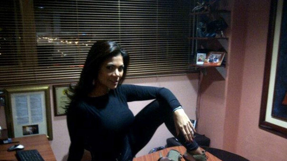 Verónica Suárez asegura que está ilusionada de un caballero y desmiente ser ella la de la fotos polémicas.