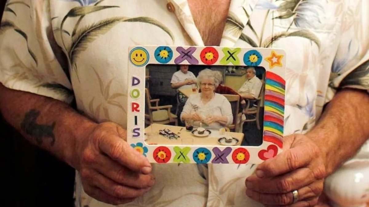 El cuerpo de Doris Stauffer fue donado para fines científicos; sin embargo, fue usado como prueba para bombas.