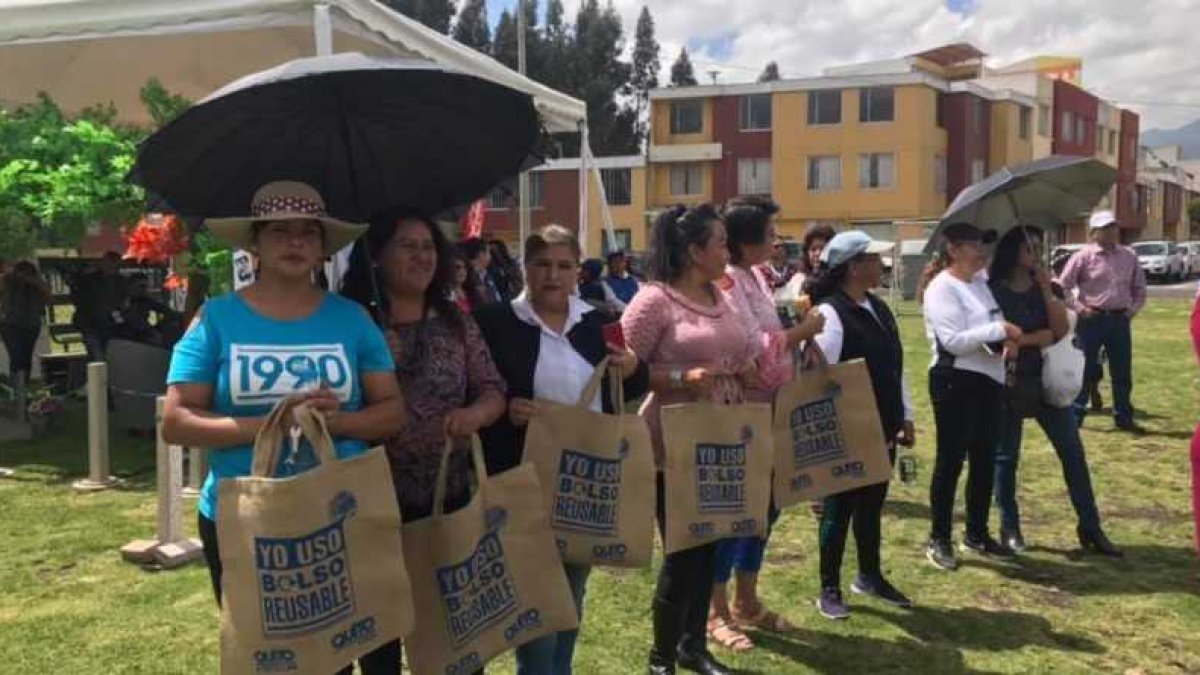 Verónica Arias, secretaria de Ambiente, afirmó que la primera fase del programa fue  la campaña  ‘Sin sorbetes’.