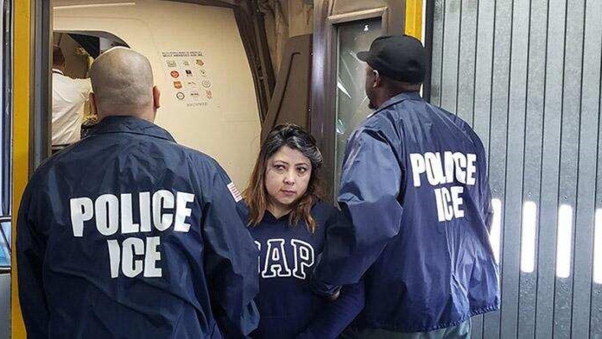 La ecuatoriana era buscada por fraude. Por inconsistencias en sus documentos fue detenida en Estados Unidos.