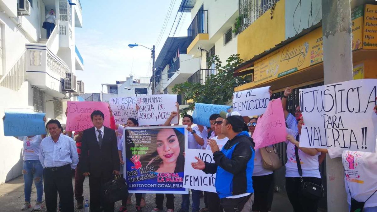 Los familiares y allegados de la víctima se reunieron para exigir que no haya impunidad en el caso.