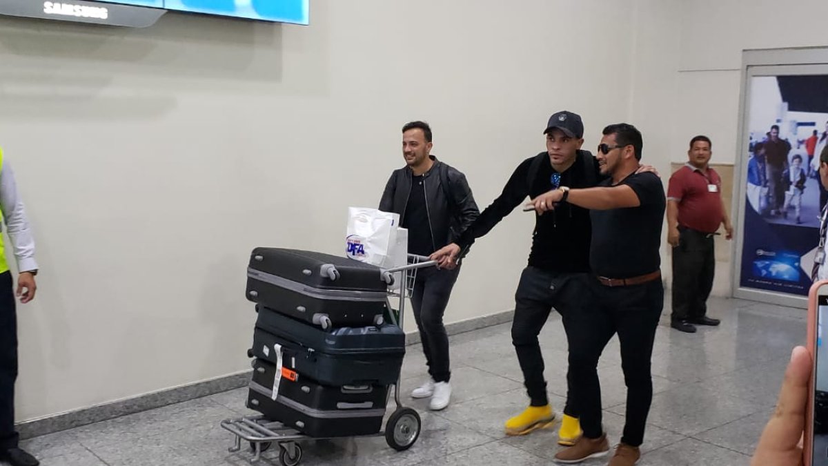 Esto marca el retorno oficial de Álvez al Ídolo, donde se encariñó con la hinchada.