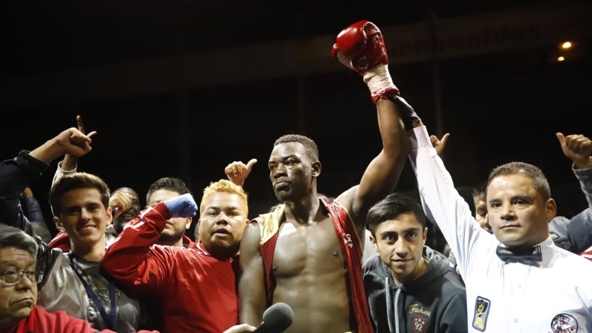El Black Boy, Marlon Delgado, sumó su segunda victoria en su segunda pelea como profesional.