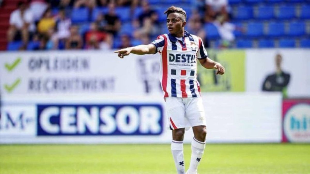 El Aucas, equipo que tiene sus derechos deportivos, informó que el lateral militará en la MLS.