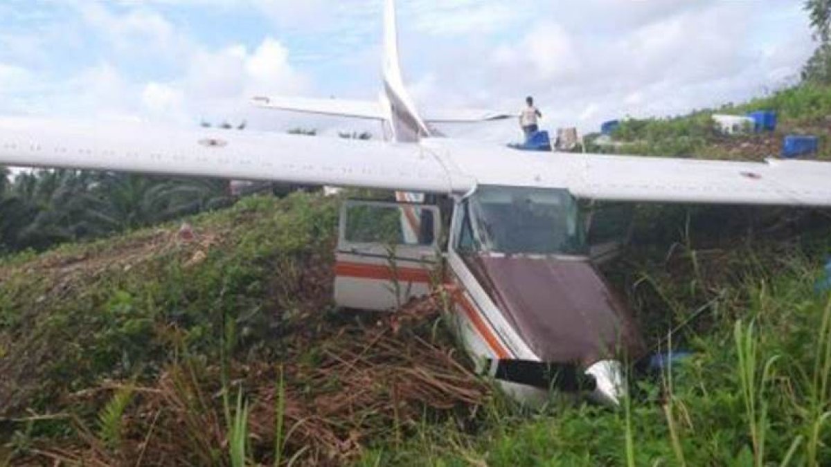 Según la institución castrense, la información que alertaba sobre la presencia de una aeronave en el océano Pacífico con rumbo a territorio ecuatoriano, fue emitida por los soldados del país cafetero.