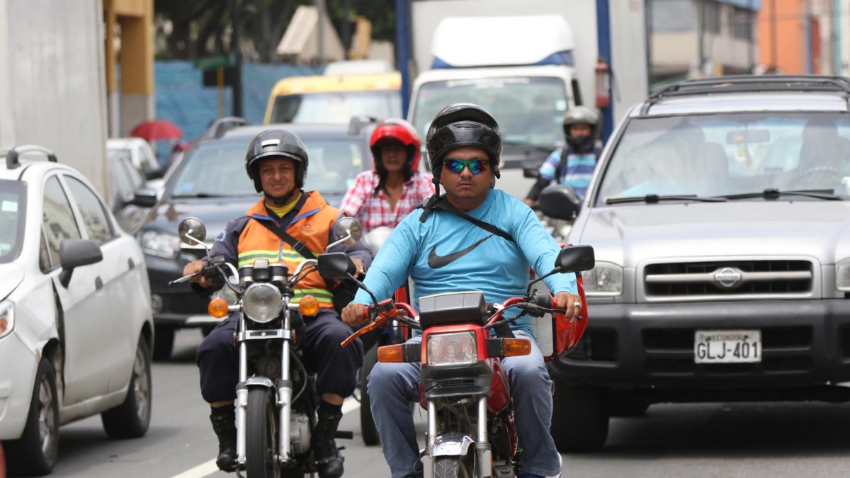 Las motos están involucradas en uno de cada diez accidentes