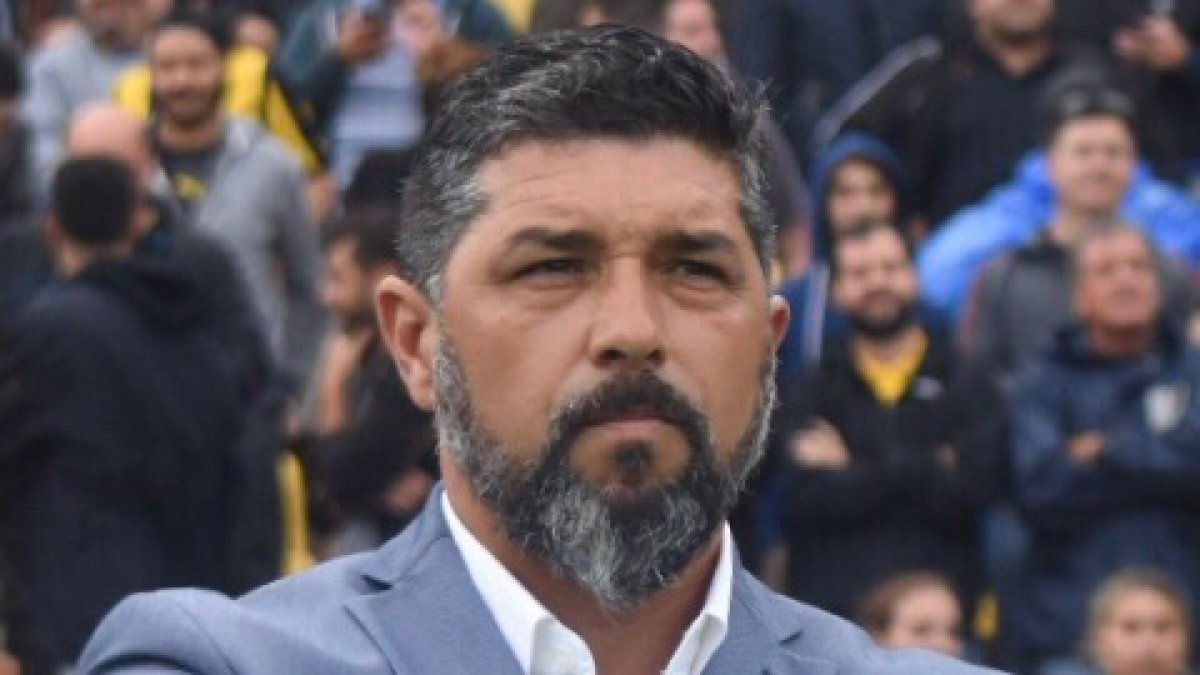 Con la llegada de Ramos, se descarta a Fabián Bustos para dirigir a los amarillos.