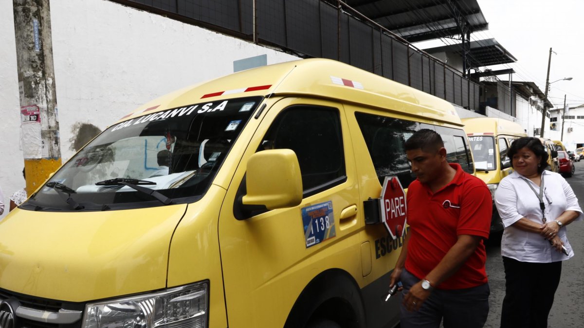 Según la ATM, solo 2.157 de los 2.560 expresos escolares han cumplido con la primera revisión técnica.