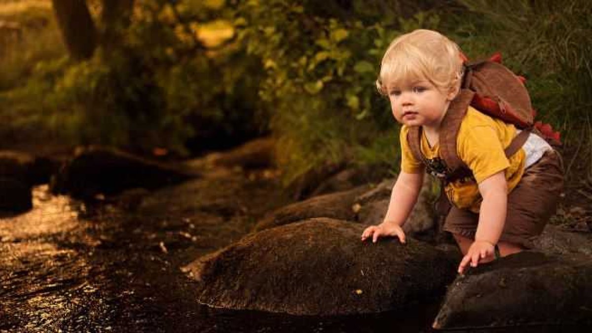El menor tenía por costumbre beber agua de un arroyo.