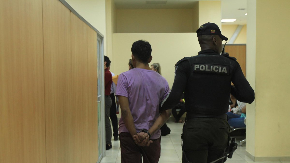 El capturado tiene dos detenciones anteriores por robo.