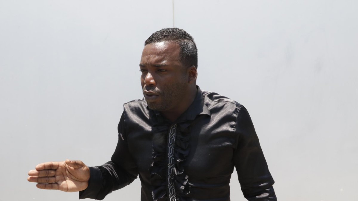 Frixon comenzará su lucha legal.