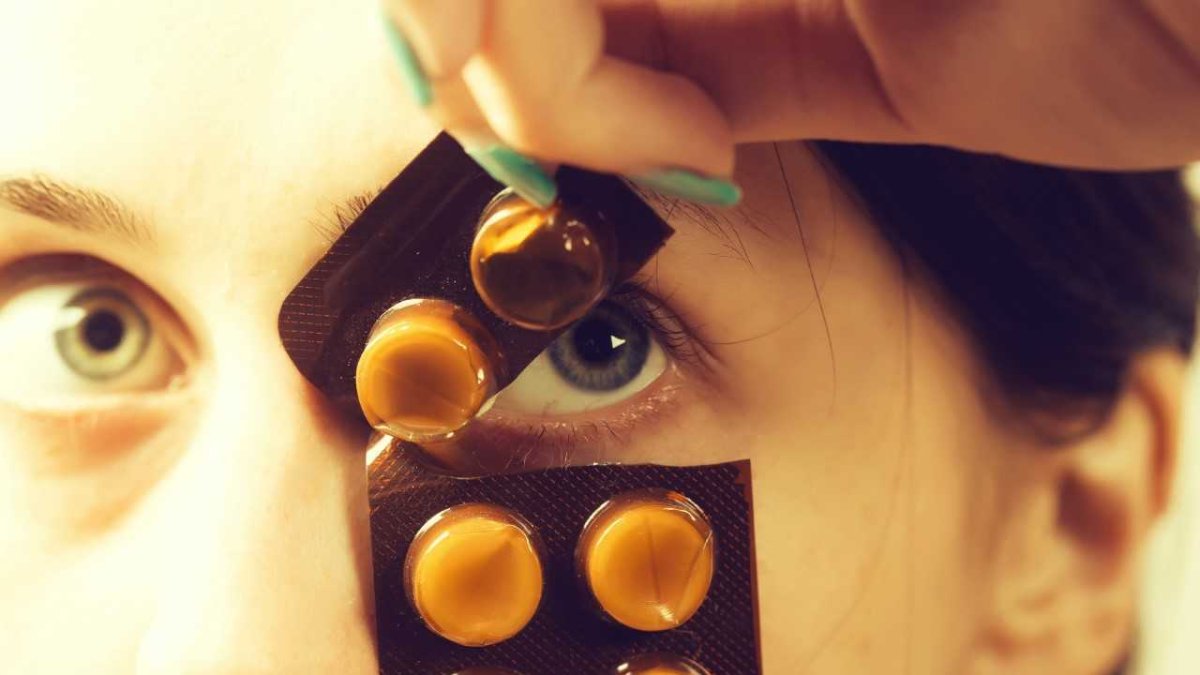 Es necesario tomar la medicación sistémica recetada por el especialista fielmente en el tiempo y la dosis indicada.