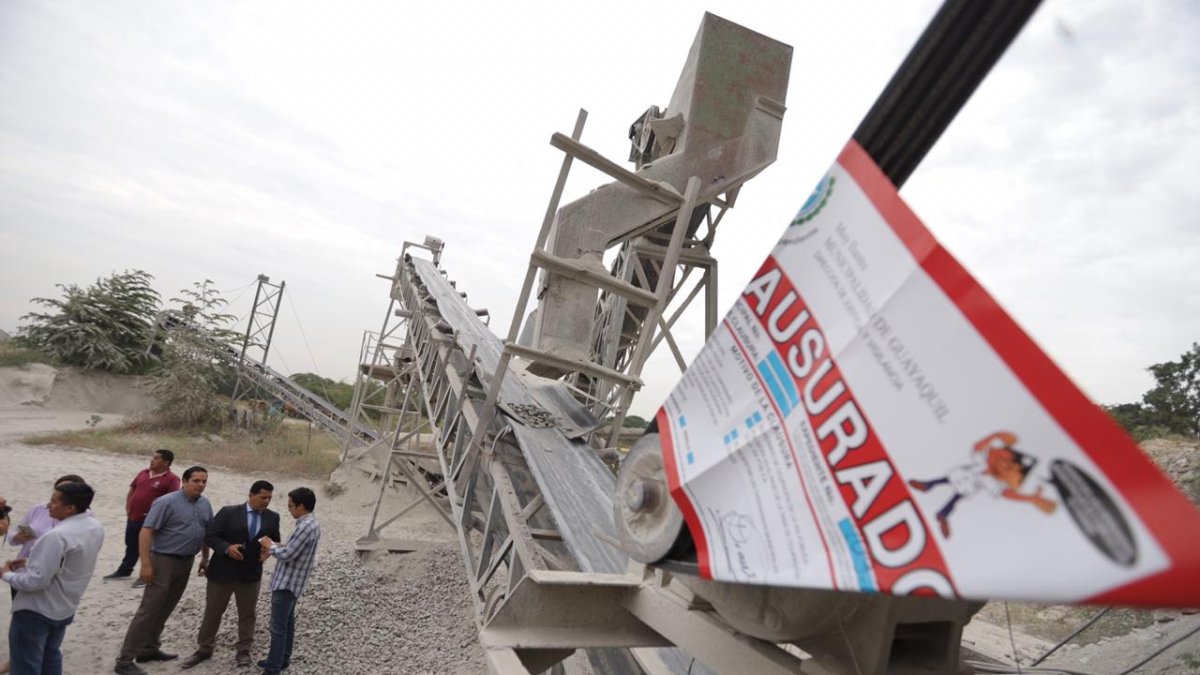 Un total de 9 canteras fueron clausuradas este jueves 6 de junio de 2019.