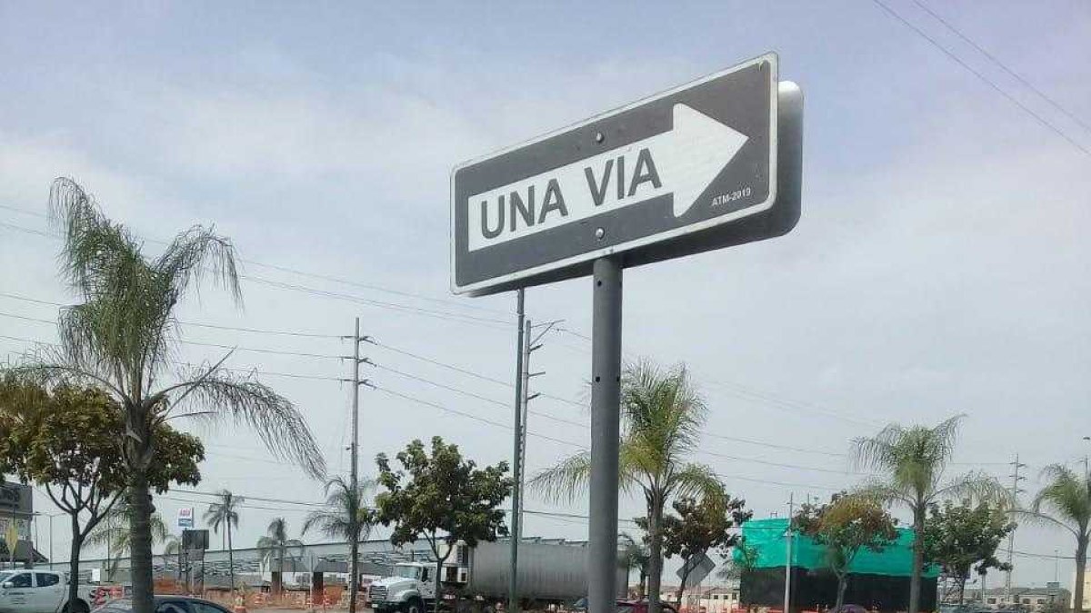 La autopista Narcisa de Jesús cerrará un carril por la construcción de un nuevo puente.