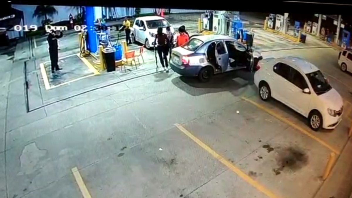 El martes pasado, delincuentes asaltaron una gasolinera ubicada en la vía La Aurora Pascuales y huyeron en un vehículo.