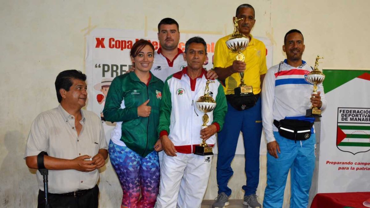 La selección anfitriona terminó al frente de la clasificación por equipos en la categoría júnior con 53 puntos.