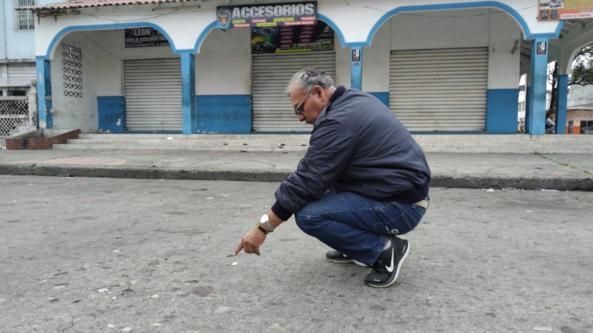 Entre las calles Víctor Hugo Briones y Pedro Pablo Gómez ocurrió el percance.