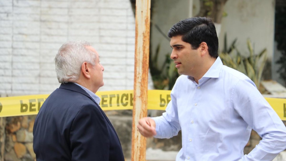 El vicepresidente Otto Sonnenholzner visitó las instalaciones de la Univesidad de Guayaquil tras reciente atentado.