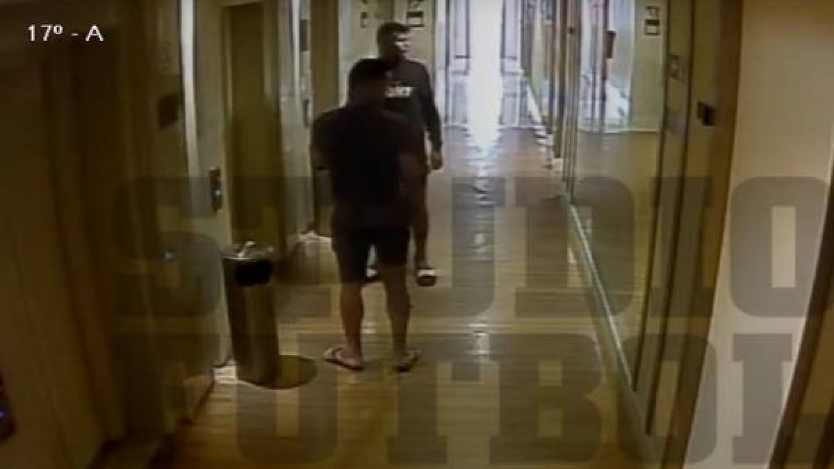 Algunos jugadores de Ecuador habrían consumido bebidas alcohólicas en la habitación.