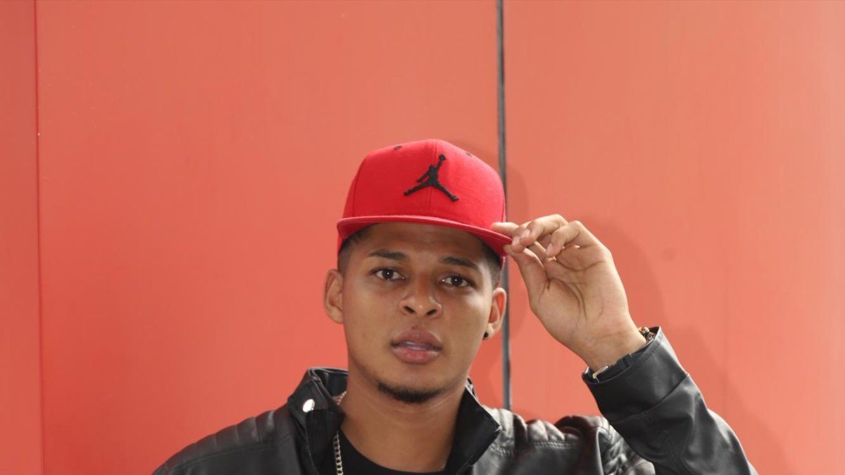 El música alista su gira internacional.