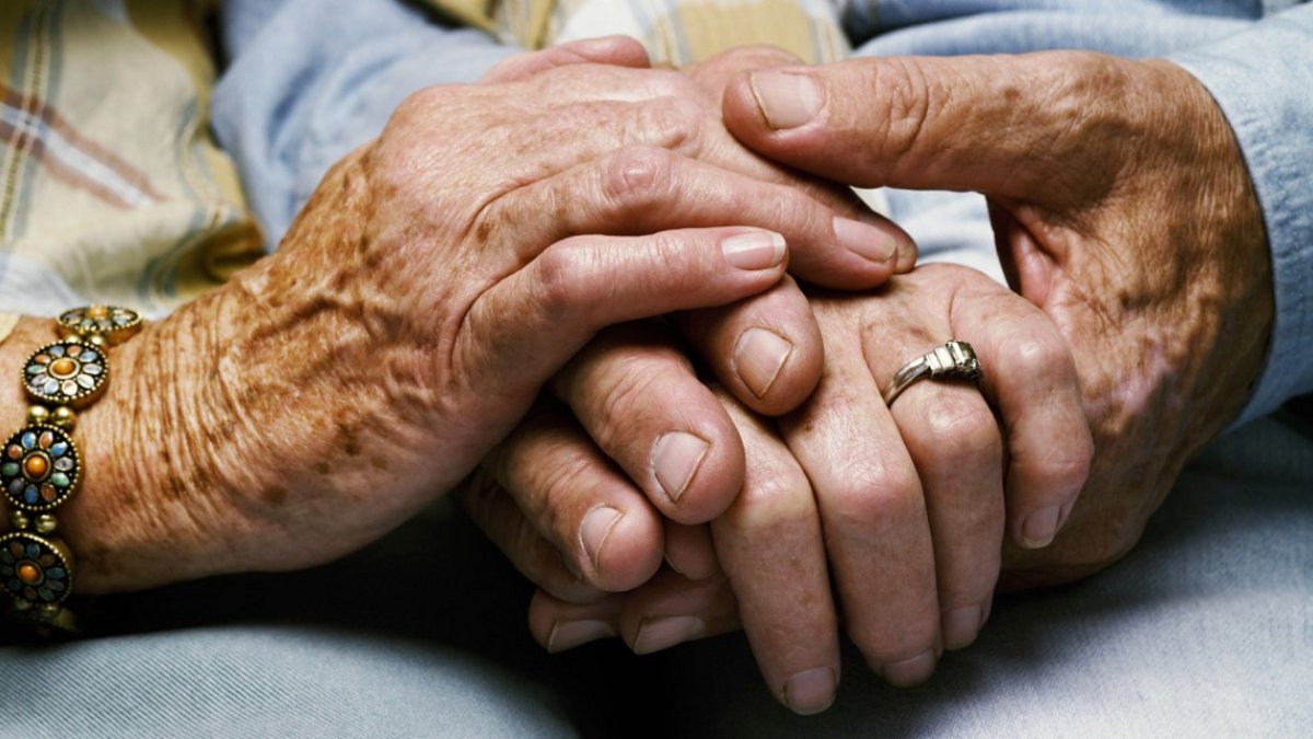 La pareja era de la tercera edad.