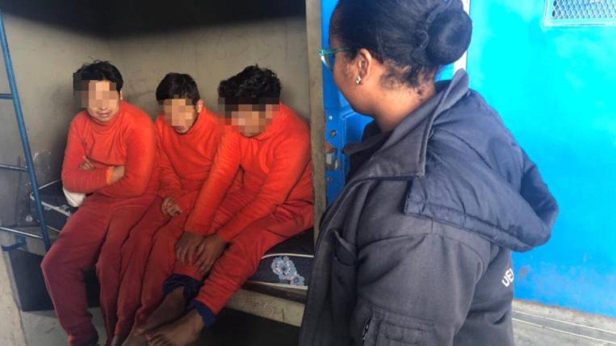 Permanecen en la celda número 10 del Centro de Detención Provisional de Latacunga.