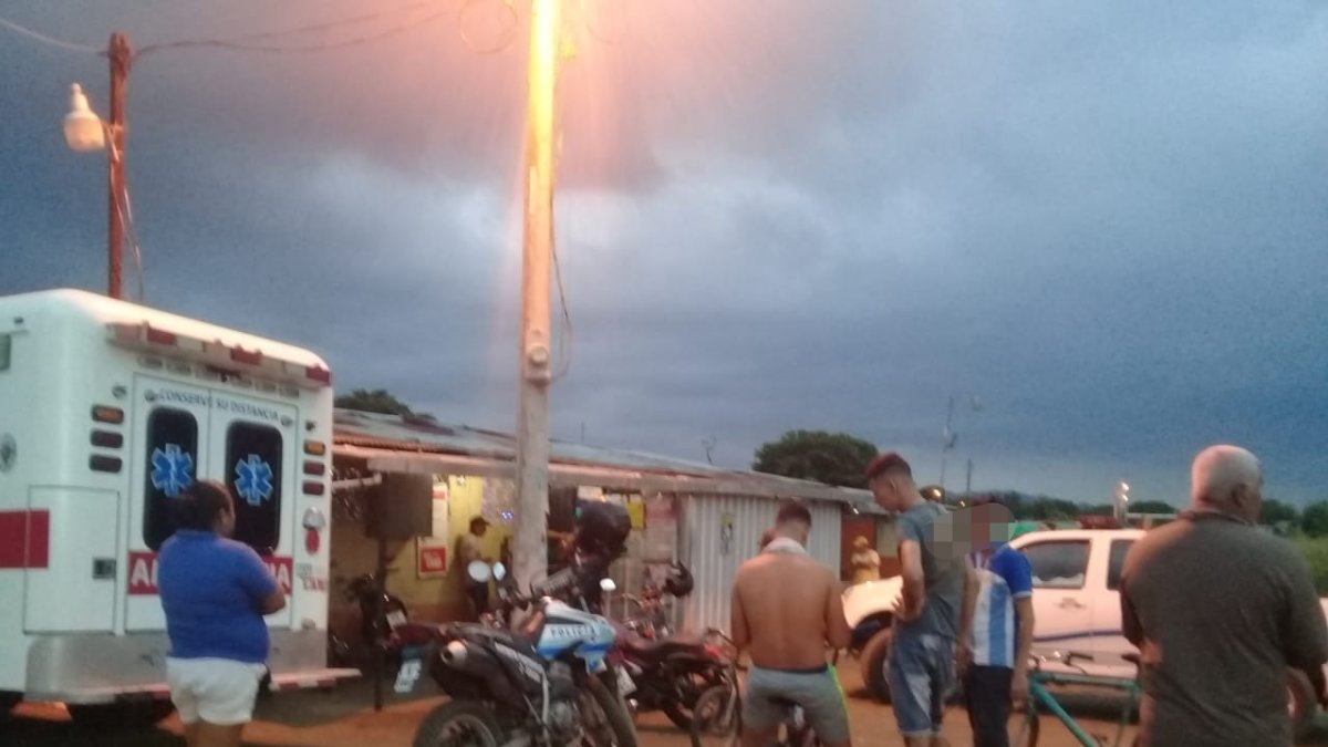 El night club fue cerrado. Afuera, los curiosos comentaban que, al menos, el ‘profe’ había muerto feliz.