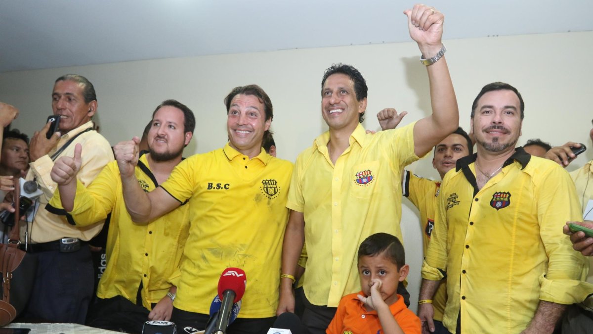 referencial. Barcelona definió fecha para sus elecciones.