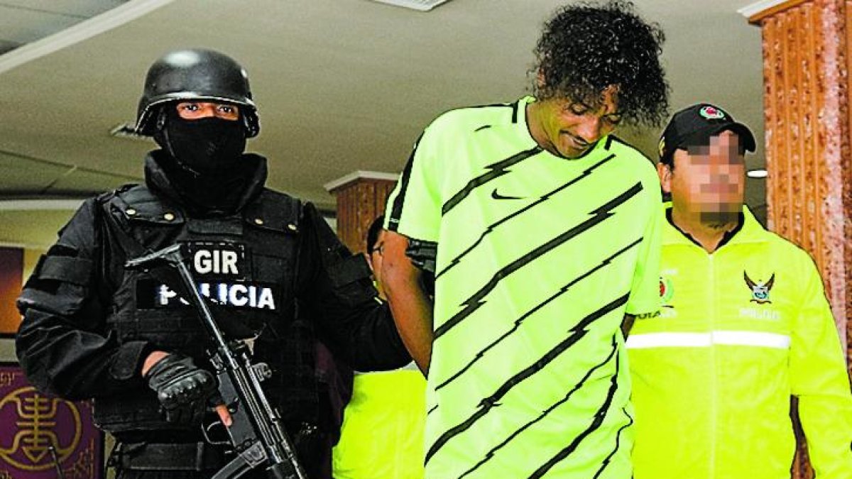 En el 2017 Corozo fue detenido por estar involucrado en el robo frustrado de un blindado.