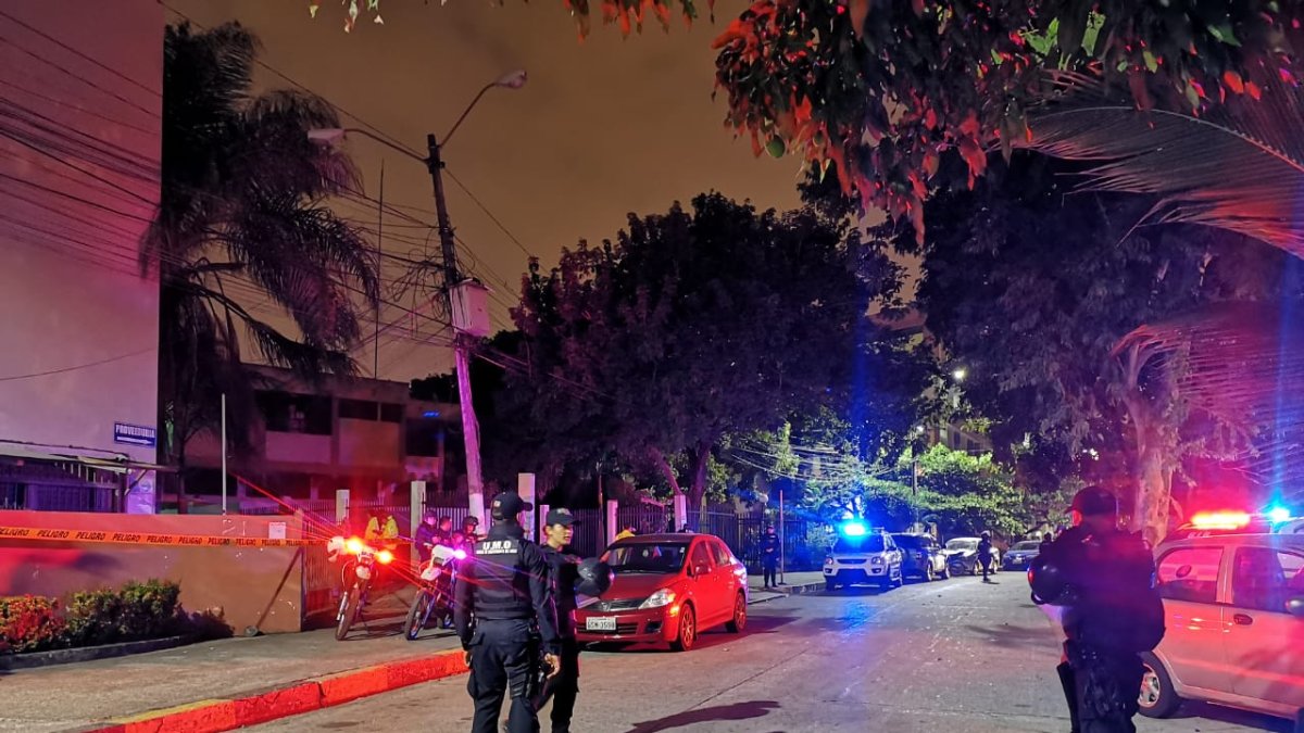 Los estudiantes observaban con asombro la nueva explosión, que sería la sexta en lo que va de 2019.