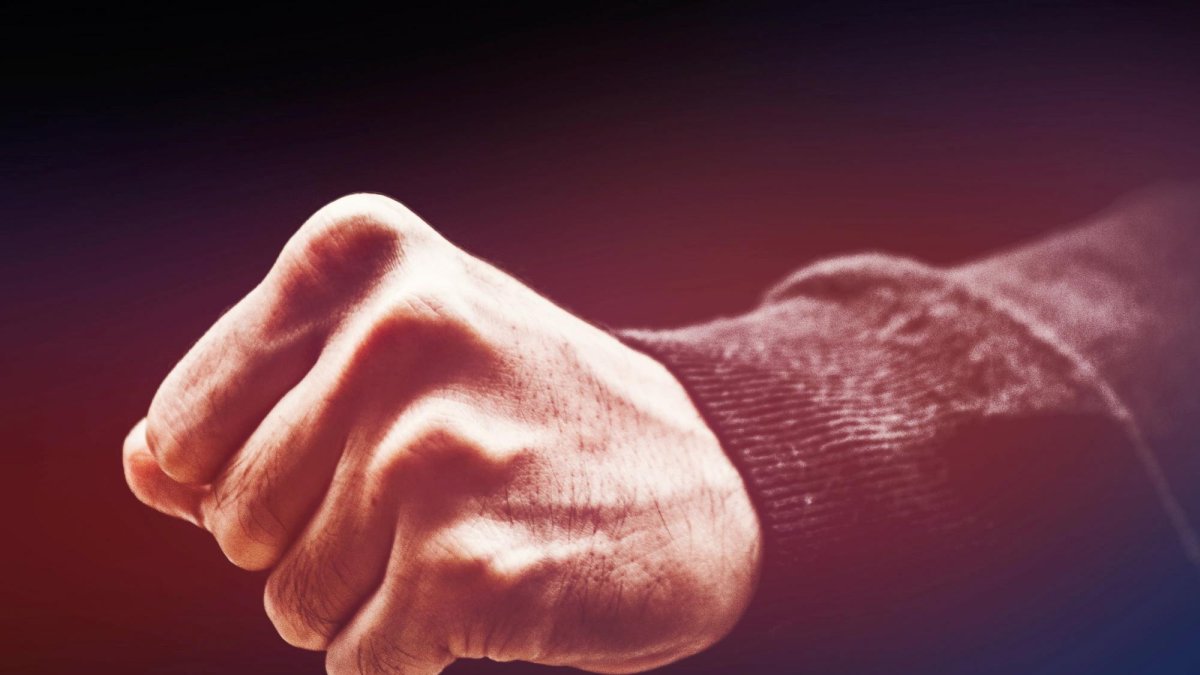 En el enfrentamiento salió afectada una mujer de 6 meses de embarazo, quien tuvo un parto prematuro.