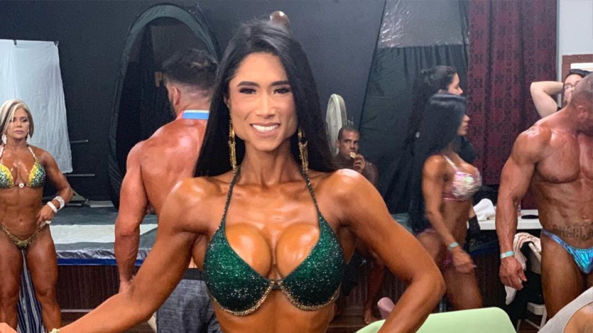 Dice que no toma en cuenta las críticas en redes sociales.