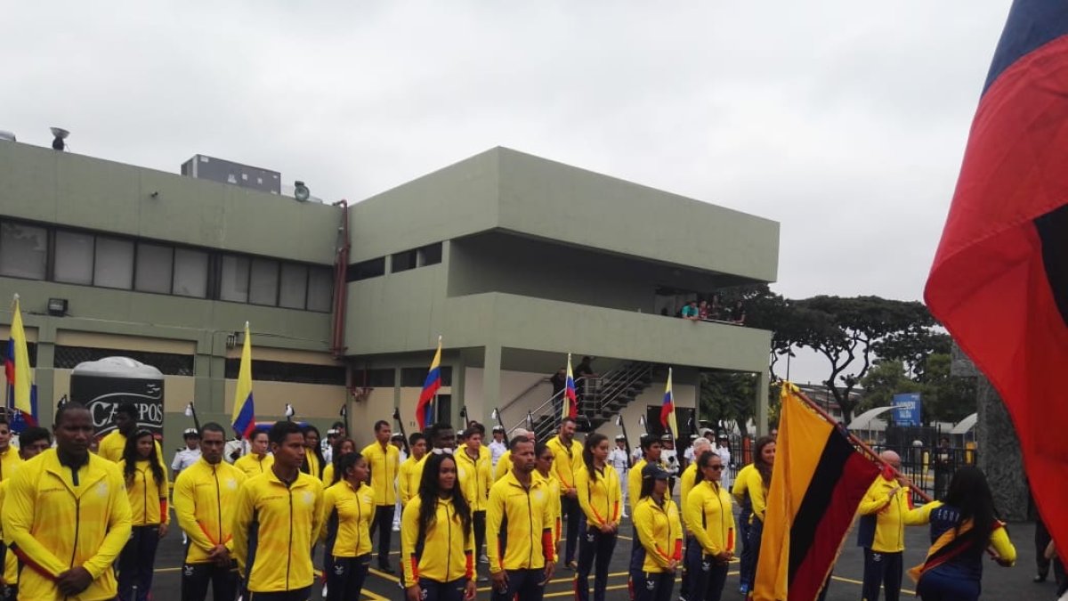 En una ceremonia especial, con la asistencia de al menos 32 de los 191 deportistas clasificados a los Panamericanos de Perú, se realizó el embanderamiento de la delegación.
