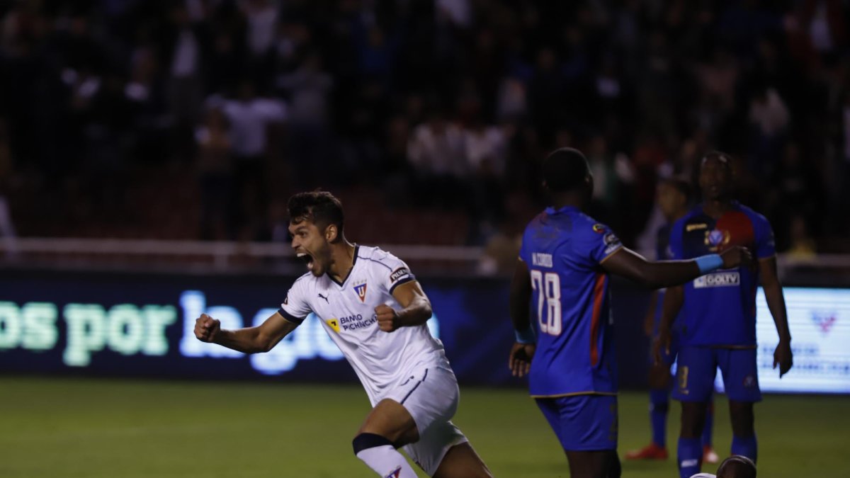 Nicolas Freire amargó los planes de la visita, poniendo el resultado final y su primer gol con la camiseta alba.