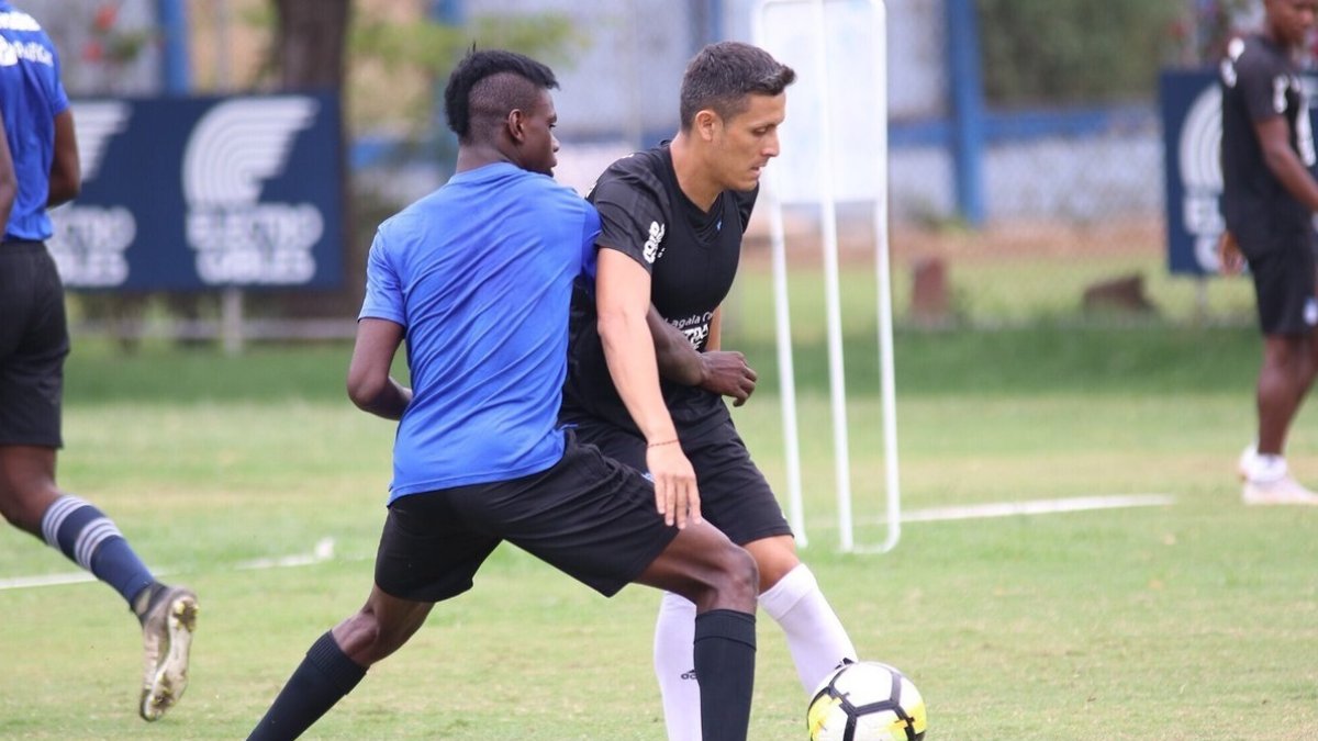 El exjugador de Boca Juniors y tetracampeón con el cuadro azul, reconoció que el triunfo contra Macará los encamina a un mejor momento con relación al que vienen presentando en esta temporada.