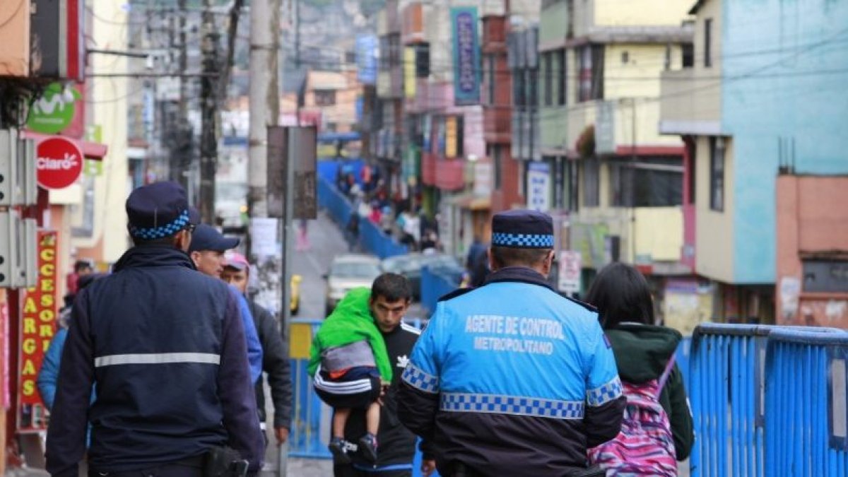 La agresión se registró la tarde del viernes en las calles García Moreno y Sucre, en el Centro Histórico de Quito.