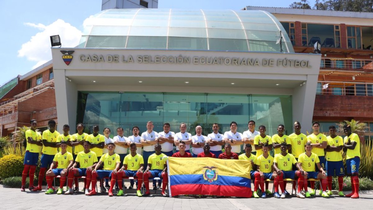 A pocos días del Sudamericano Sub-20, la Mini Tri se prepara para enfrentarlo.